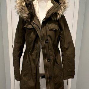 Abercrombie & Fitch Olive Fur-Trimmed Utility Jacket